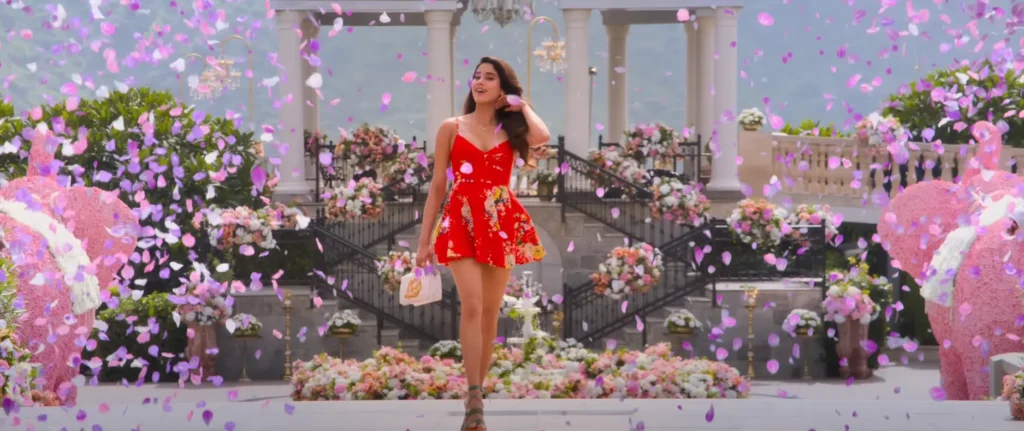 Janhvi Kapoor as Tulsi Kumari In Sunny Sanskari Ki Tulsi Kumari movie 2025